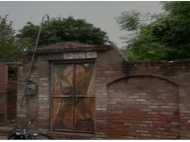 ആറു വയസുകാരിയോട് മാതാപിതാക്കളുടെ കൊടും ക്രൂരത; കൊന്ന്  വീടിനുള്ളിൽ കുഴിച്ചുമൂടി, കാരണം ഇതാണ്...