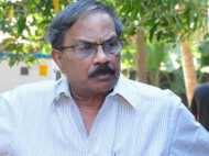 രണ്ടാംമൂഴം സിനിമയാക്കുന്നതിന് കോടതിയുടെ വിലക്ക്..... ശ്രീകുമാര്‍ മേനോനും ഷെട്ടിക്കും നോട്ടീസയച്ചു