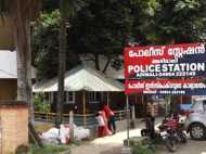 പോലീസ് സേനയെ അപമാനിക്കും വിധം വാട്‌സപ്പില്‍  സന്ദേശം പ്രചരിപ്പിച്ച സീനിയര്‍ സിവല്‍ പോലീസ് ഉദ്യോഗസ്ഥനെ സ്ഥലംമാറ്റി.!!!