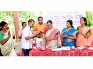 പരീക്ഷ ആഘോഷമാക്കി കൊല്ലം ജില്ല... സാക്ഷരത പരീക്ഷ എഴുതിയത് 1461 പേർ