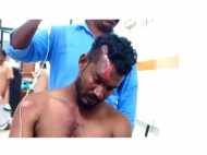 കക്കൂസ് മാലിന്യം റോഡിൽ ഒഴുക്കിയത് തടയാൻ ശ്രമിച്ച നഗരസഭാ ജീവനക്കാരെ ടാങ്കർ ലോറി കയറ്റി കൊലപ്പെടുത്താൻ ശ്രമം