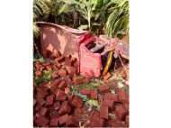 മലപ്പുറം: കല്ല് ലോറി താഴ്ച്ചയിലേക്ക് മറിഞ്ഞ് ലോറി പൂര്‍ണമായി തകര്‍ന്നു, മൂന്ന് പേര്‍ക്ക് പരുക്ക്