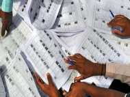 വോട്ടര്‍ പട്ടികയില്‍ പേരില്ലേ?; വോട്ടര്‍പട്ടികയില്‍ പേര് ചേര്‍ക്കാനുള്ള മാര്‍ഗങ്ങള്‍ ഇങ്ങനെ