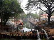 കിഴക്കിന്റെ വെനീസിൽ കനാലുകൾ ഇനി ഒഴുകി തുടങ്ങും...  മലിന്യം നിറഞ്ഞു ഒഴുക്കുനിലച്ച കനാലുകളിൽ നവീകരണം പുരോഗമിക്കുന്നു