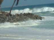 തീരദേശ മേഖലയിൽ കടലാക്രമണം: തിരുവനന്തപുരത്ത് നിരവധി വീടുകളിൽ വെളളം കയറി,  വീടുകളും തകർച്ചാ ഭീഷണിയില്‍