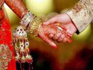 ഹിന്ദുമതം സ്വീകരിച്ച് മാംസാഹാരം ഉപേക്ഷിച്ചാല്‍ മുസ്ലീം യുവാവിനെ വിവാഹം ചെയ്യാമെന്ന് ഹിന്ദു യുവതി!