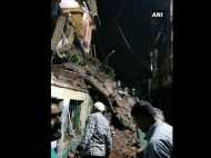 മുംബൈയില്‍ കെട്ടിടം തകര്‍ന്ന് 8 മരണം;സംഭവം പുലര്‍ച്ചെ 3-40 ന്; രക്ഷാ പ്രവര്‍ത്തനം പുരോഗമിക്കുന്നു