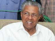 ക്യാപ്റ്റനെന്ന വിശേഷണം ജനങ്ങൾ നൽകിയത്: മാധ്യമങ്ങൾ  ആശയക്കുഴപ്പമുണ്ടാക്കേണ്ടെന്ന് മുഖ്യമന്ത്രി