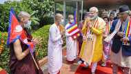 ബുദ്ധനെ തൊഴുത് മോദി; പ്രധാനമന്ത്രിയുടെ നേപ്പാൾ സന്ദർശനം ആരംഭിച്ചു