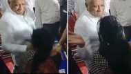 Viral Video- പട്ടയവിതരണത്തിനിടെ സ്ത്രീയുടെ മുഖത്തടിച്ച് കര്‍ണാടക മന്ത്രി, വീഡിയോ കാണാം