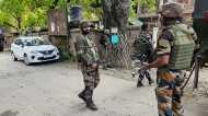 ജമ്മു കശ്മീരില്‍ അനന്ത്‌നാഗില്‍ ഏറ്റുമുട്ടല്‍, മൂന്ന് സൈനികര്‍ക്ക് വീരമൃത്യു