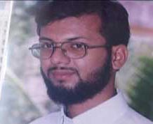 Yaseen, who works with IBM in Bangalore, met Mishra on Orkut.