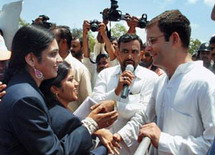 Rahul Gandhi with fans