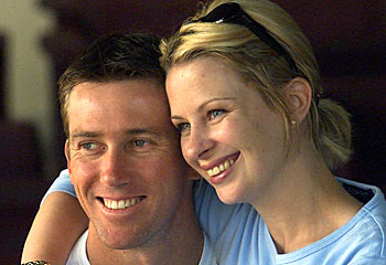  her side ... Glenn and Jane McGrath together in 2000