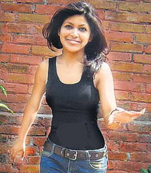  Nihita Biswas