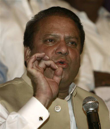Pakistan's Sharif pulls party out of coalition