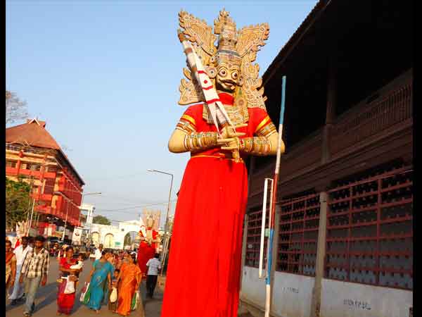 അര്ജുനന്