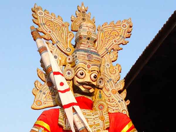 അര്ജുനന്