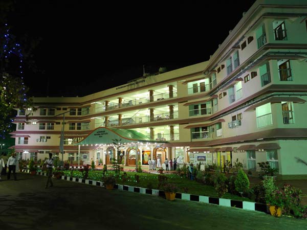മനോഹരമായി സമ്മേളന നഗരി