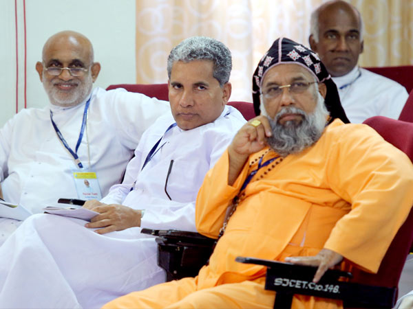 നവീകരണത്തിലേക്ക്
