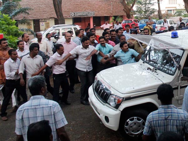 രക്ഷപ്പെടാന് ശ്രമം