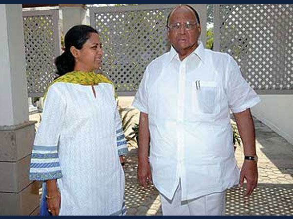 ശരത് പവാറും മകളും