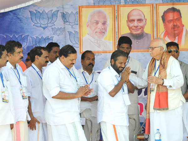 ഇതാണ് ഇവിടത്തെ നേതാക്കള്