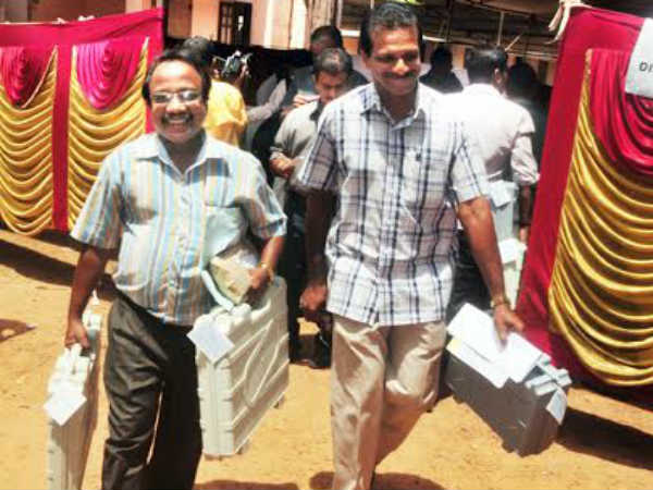 പോളിംഗ് സാമഗ്രികള്