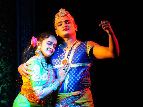 സ്ത്രീകള്ക്കായി