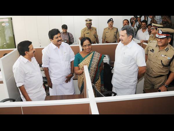 വാഹനങ്ങള് പിടിച്ചിടില്ല