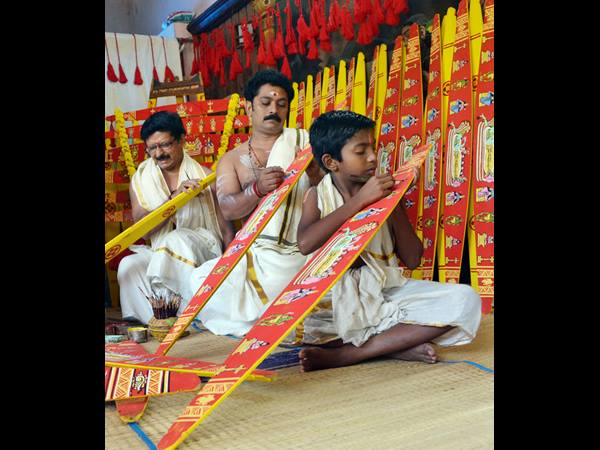 പത്മനാഭന് മുന്നില്
