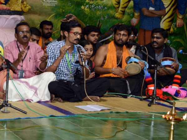ഗായകര്