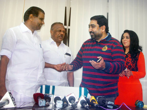 ഗവര്ണര് വിട്ട് നിന്നോ
