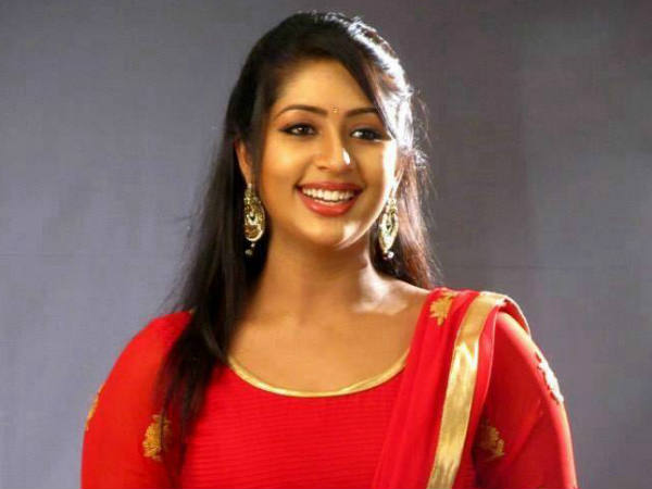അങ്കിളിന്റെ കുടുംബവുമായി അടുപ്പമുണ്ട്