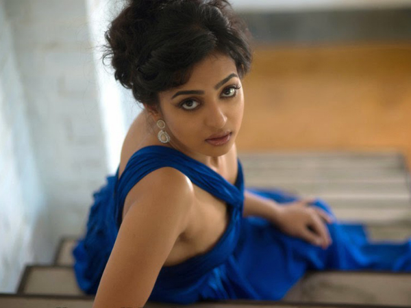 അതെ, രാധിക ബോള്ഡാണ്