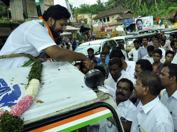 അമ്മയെയും ഏട്ടനെയും സാക്ഷിയായി