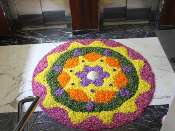 ഓണത്തിന്റെ സവര്ണത