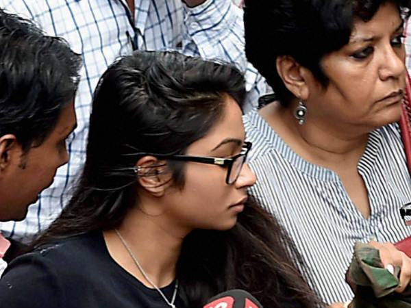ആ ബന്ധത്തില് ഒരു മകള്