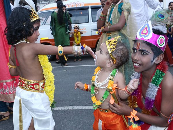 കഴിയ്ക്ക് കണ്ണാ
