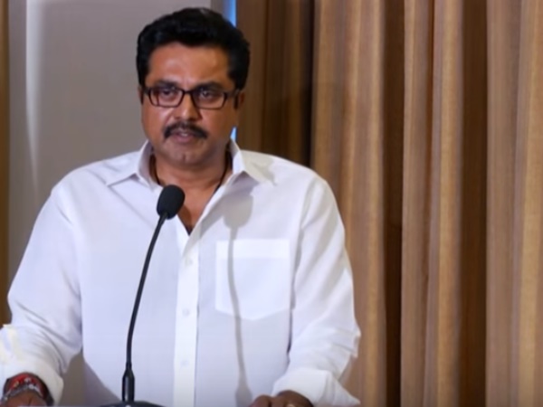പൊട്ടിക്കരഞ്ഞു
