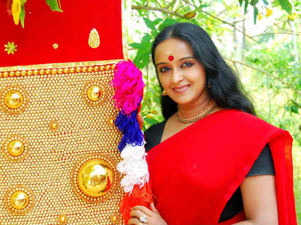സോളാര് കമ്മീഷന്