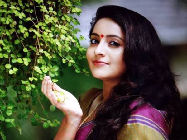 പേജിലും വിമർശനം