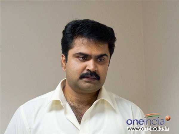 നൗഷാദിനെ അനുസ്മരിച്ചുക്കൊണ്ട് അനൂപ് മേനോന്