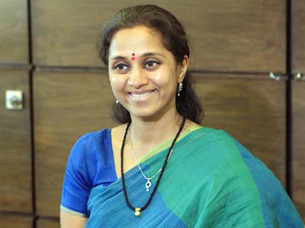പാര്ലമെന്റിലിരുന്ന് സാരികളെക്കുറിച്ചും ചര്ച്ച