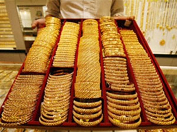 പൊന്നേ നിന്നെ വേണ്ട