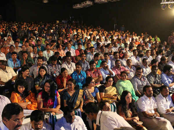 കൈവശമുണ്ടല്ലോ ഭൂമി