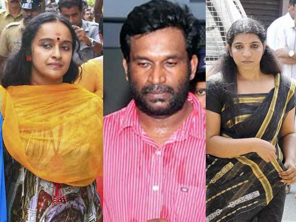 സോളാര് പൊളിച്ചത് ശാലുവോ