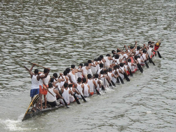 വ്യാപാര ബന്ധങ്ങള്