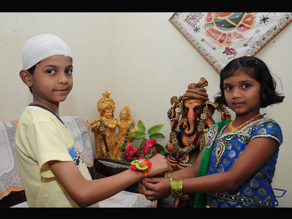 രാഖി
