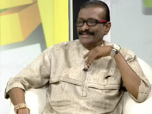 ഒരു മിനുട്ട് മൗനം ആചരിക്കാമായിരുന്നില്ലേ